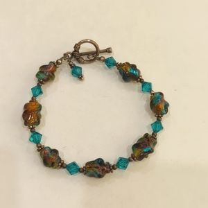 Beautiful turquoise colored bead and crystal bracelet